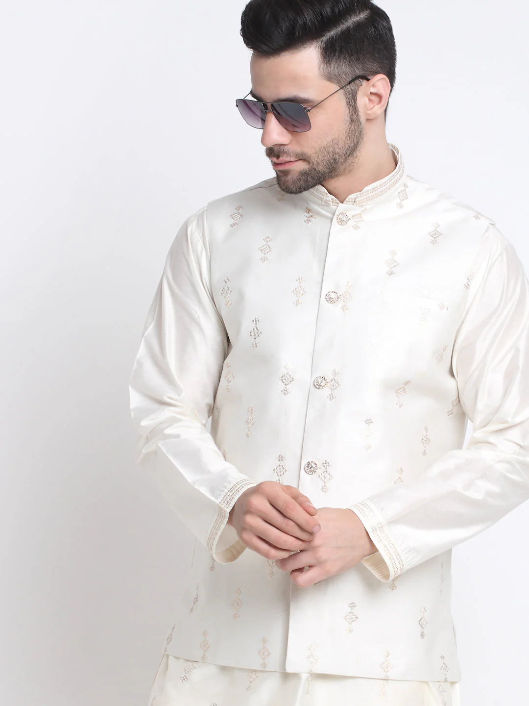 Ethnic Motifs Embroidered Sequence Regular Kurta With Churidar & Nehru Jacket - Image 5