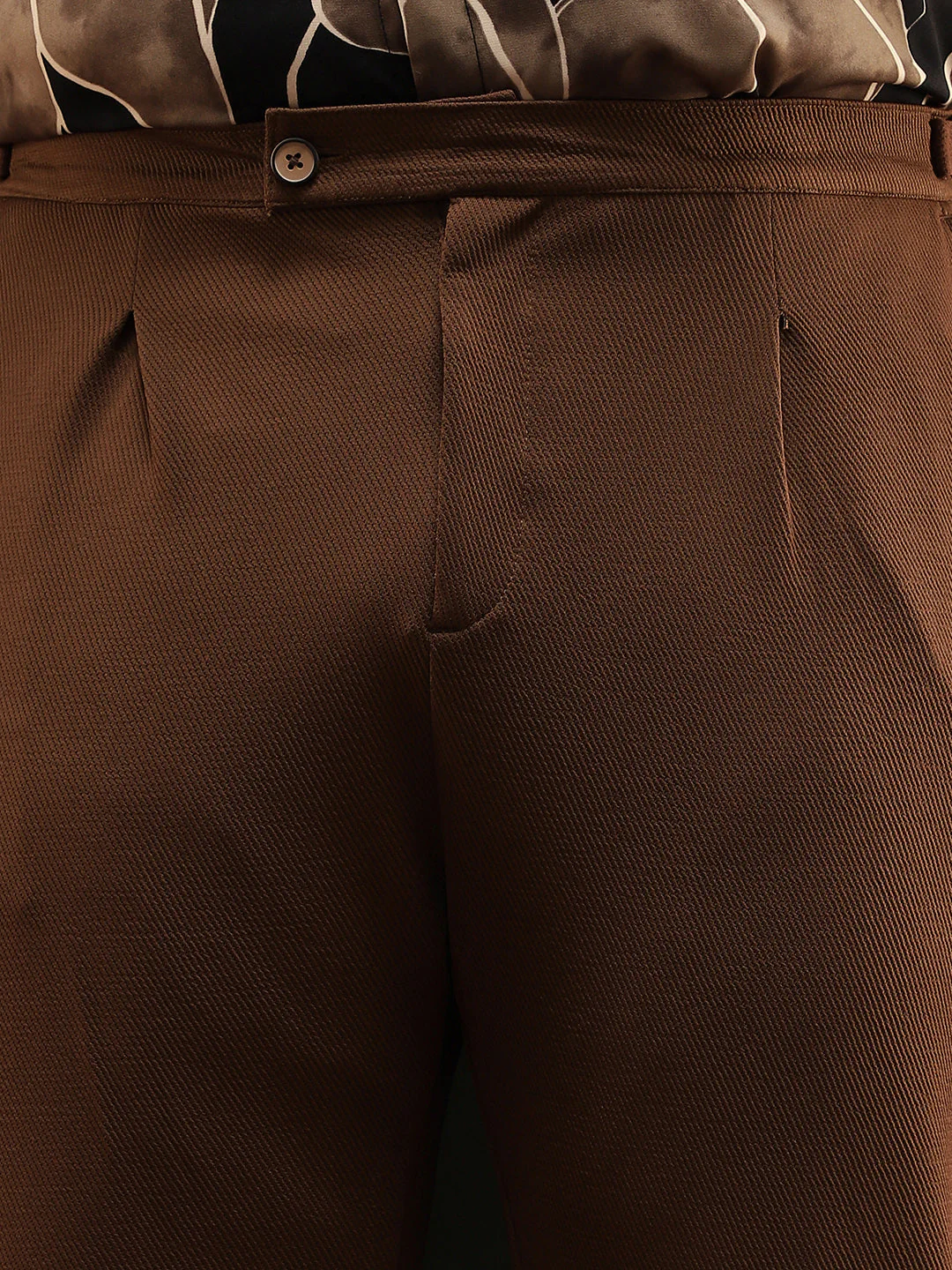Extended-Waistband Pleated Trousers - Image 7