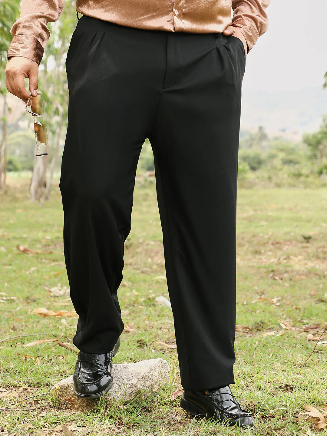 Extended-Waistband Pleated Trousers - Image 26