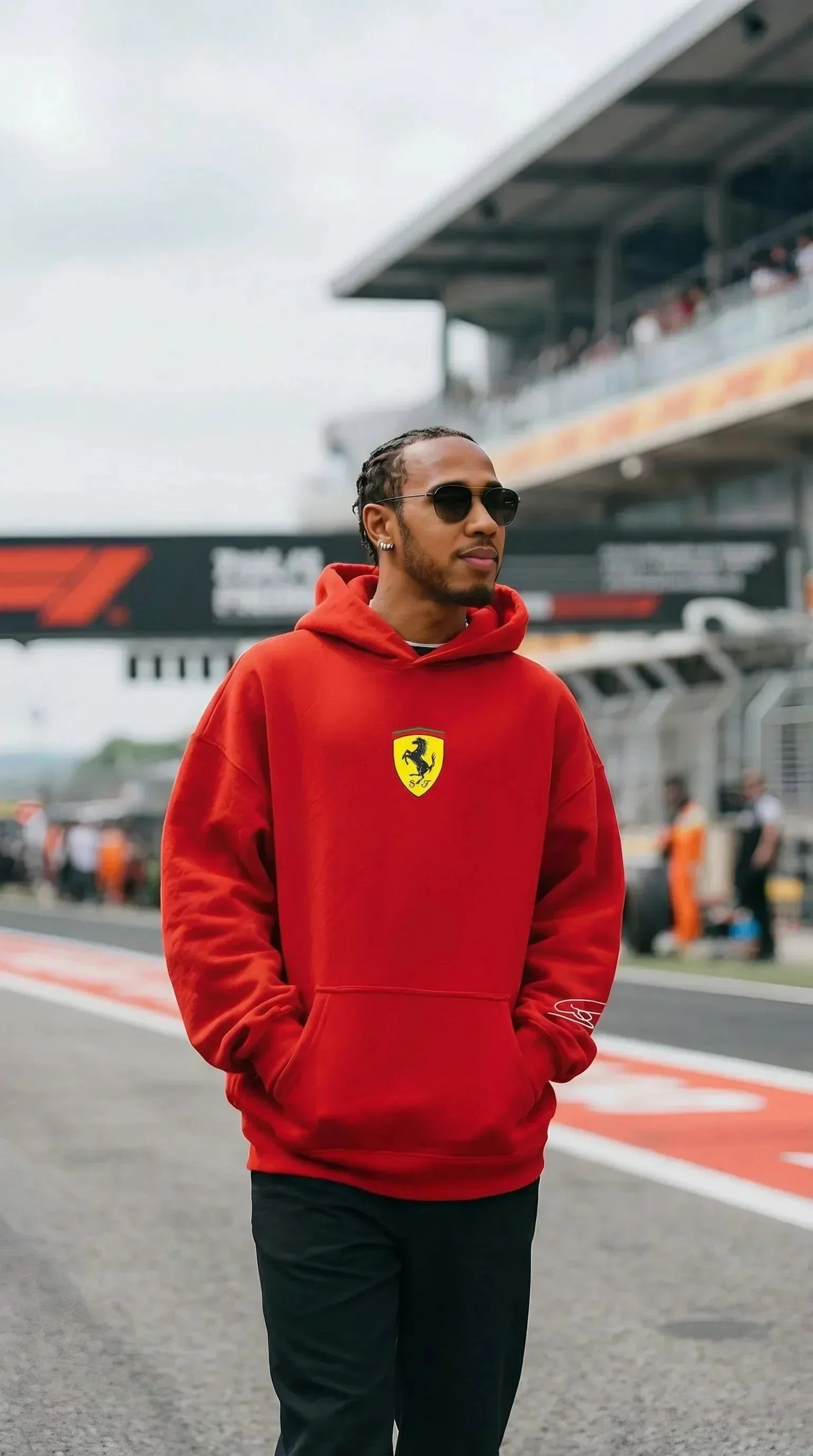 F1 RaceTrack Hoodie - Image 90