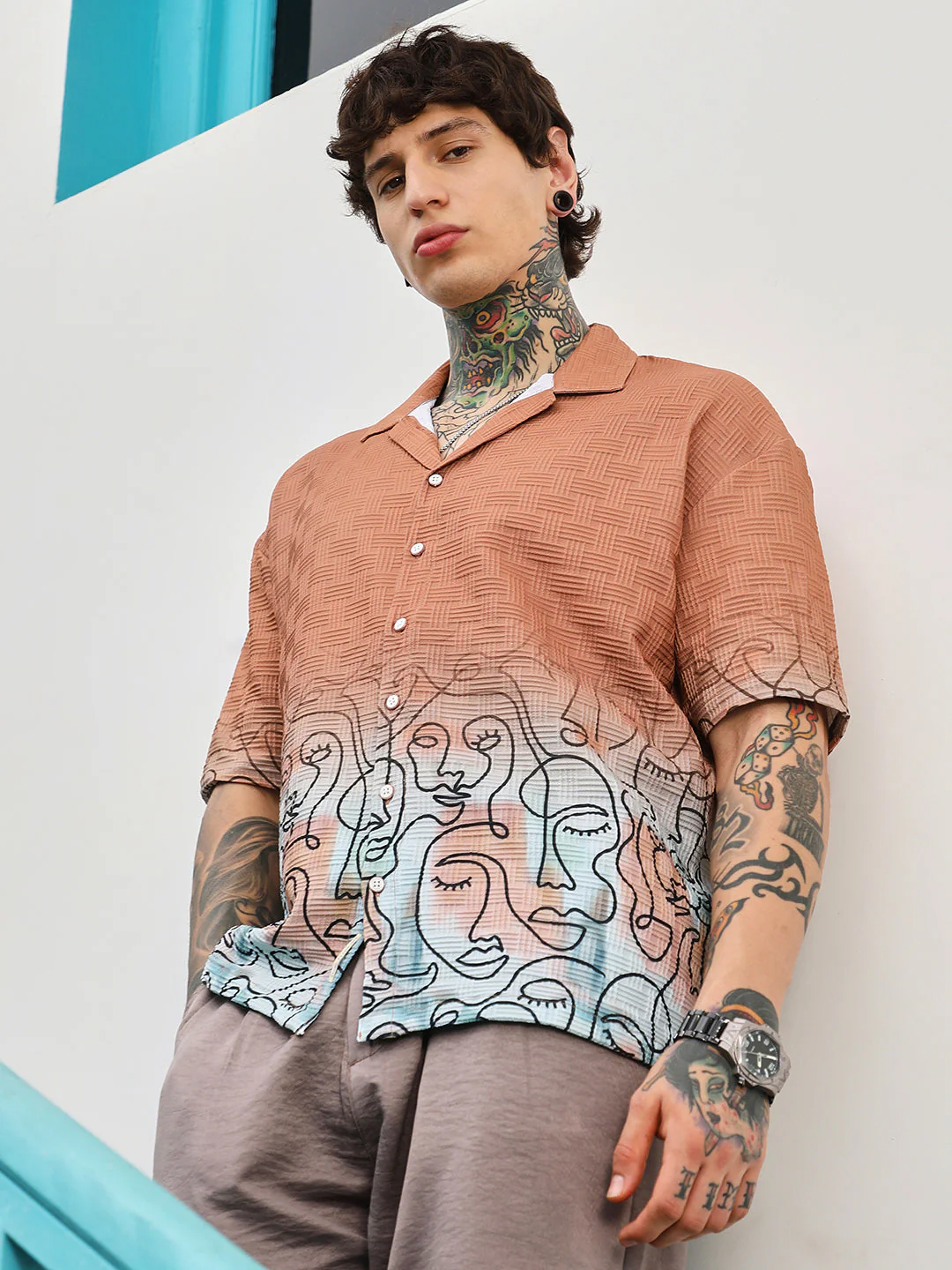 Faces-Ombre Oversized Shirt - Image 3