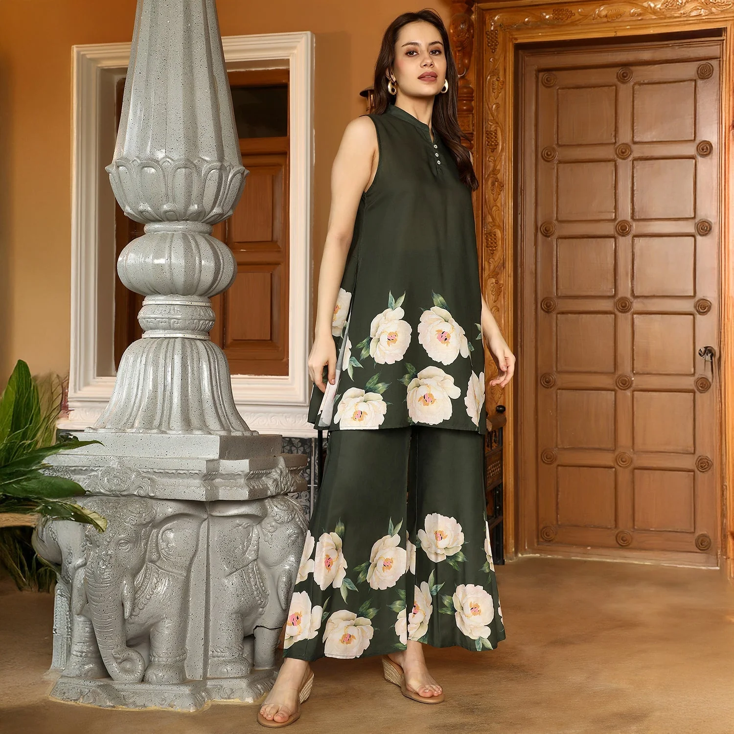 Flared Roses-Imprint Kurta Set - Image 3