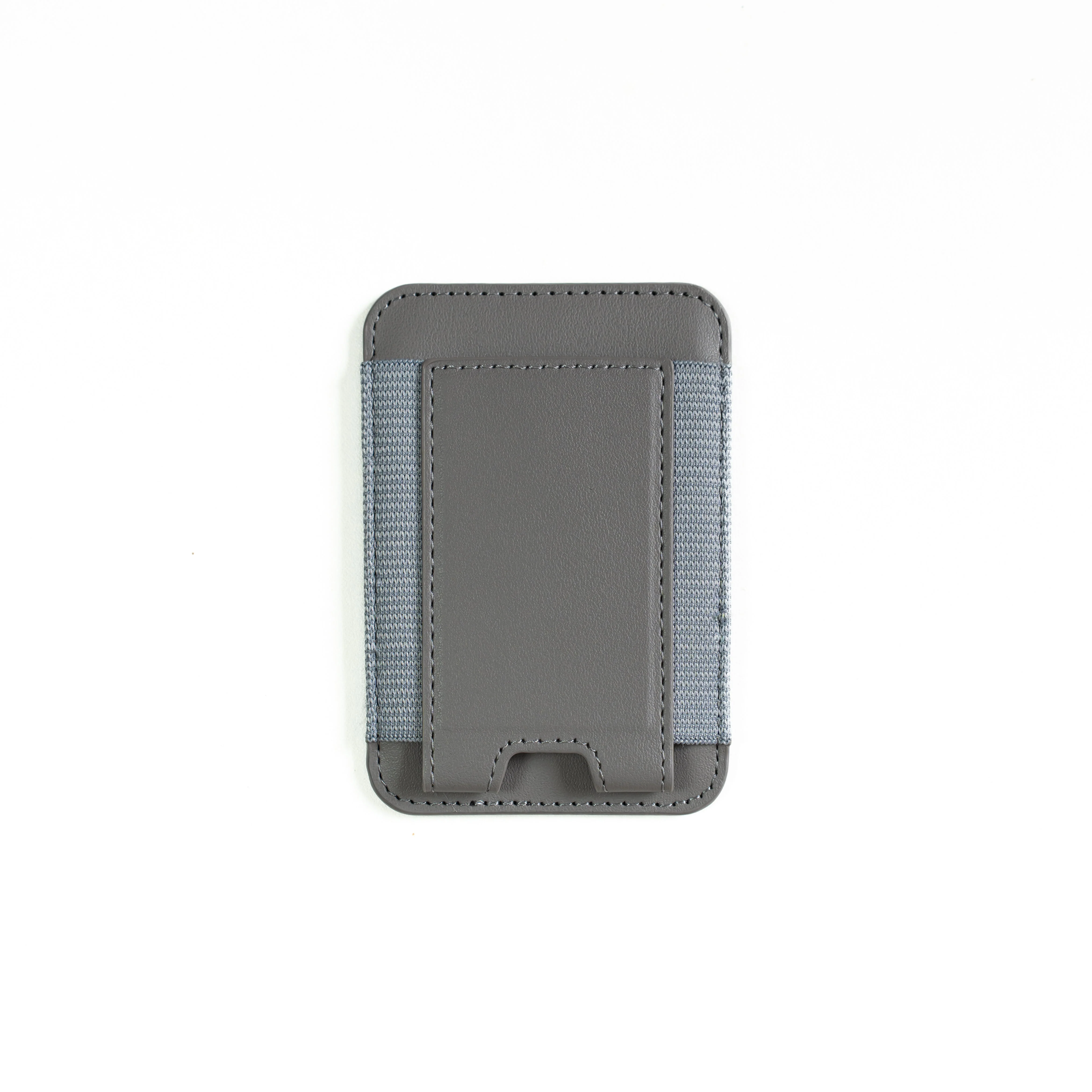 FlexGrip MagSafe Wallet – Strong, Stylish & Super Practical - Coverner - Image 4