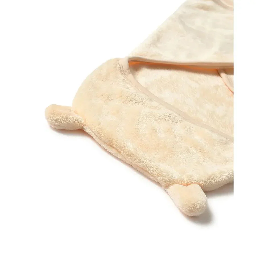 Flurry Knitted Hooded Wrap Blanket - Image 5
