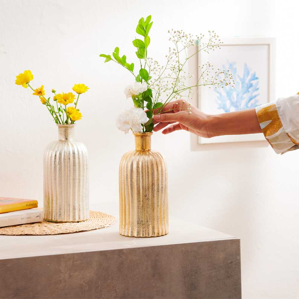 Fluted Glass Vase With Metallic Finish - Image 13