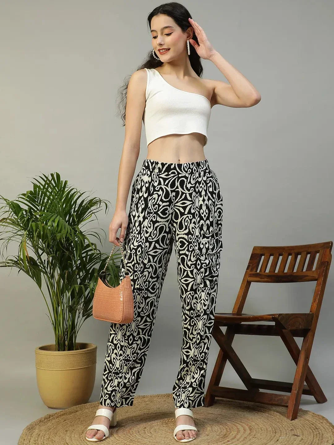 Formost Black  Print Elasticated Crargo Style Women Pant - Image 8