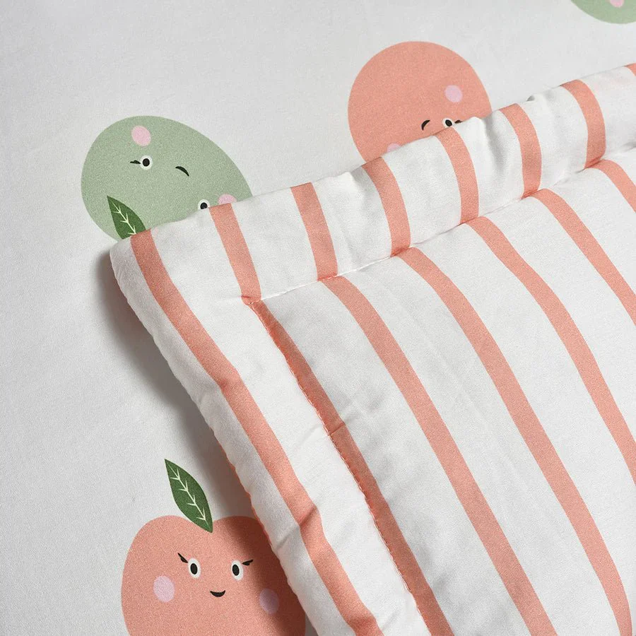 Fruits Greenish Cot Woven Comforter - Image 9