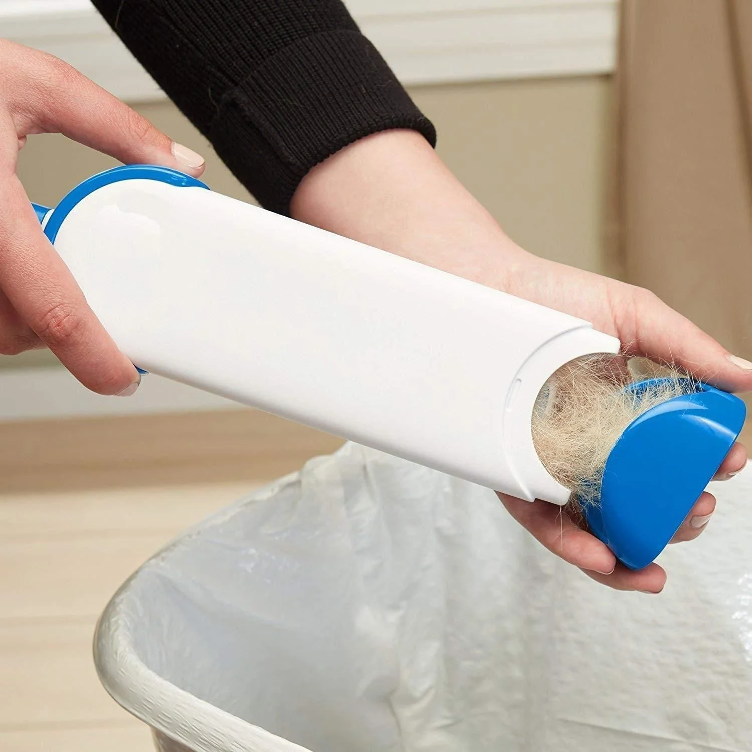 FurSweep: Reusable Pet Hair & Lint Remover Brush with Self-Cleaning Base for Clothes, Furniture & Car Upholstery - Image 6