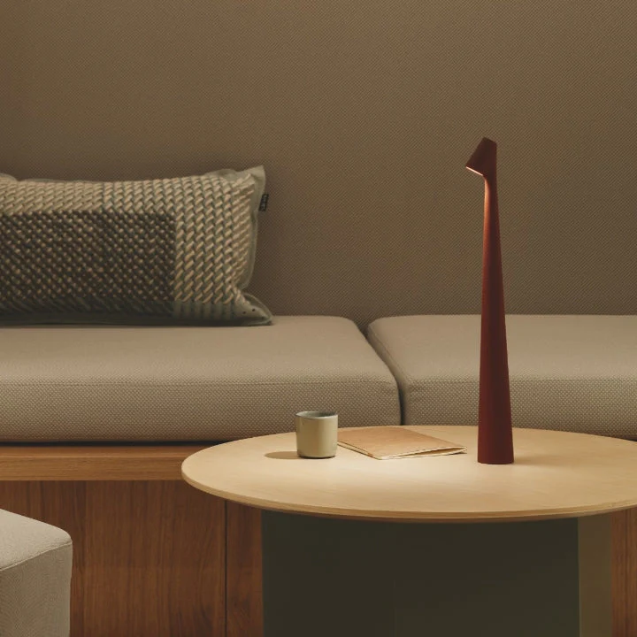GeekSleek: Minimalist Wireless LED Table Lamp with Touch Control, Stepless Dimming & Rechargeable Design for Home & Office - Image 24