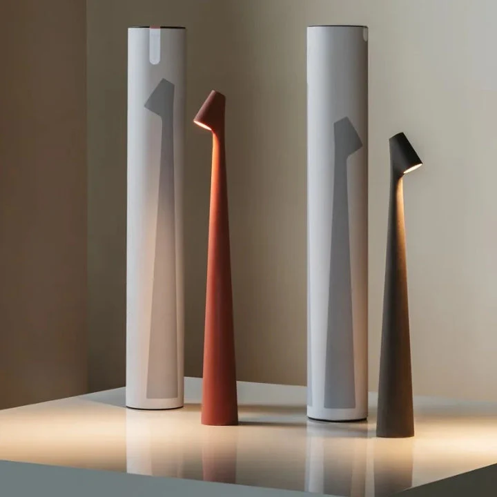 GeekSleek: Minimalist Wireless LED Table Lamp with Touch Control, Stepless Dimming & Rechargeable Design for Home & Office - Image 8