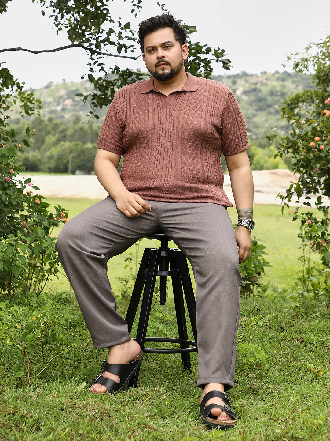 Geometric-Textured Polo T-Shirt - Image 6
