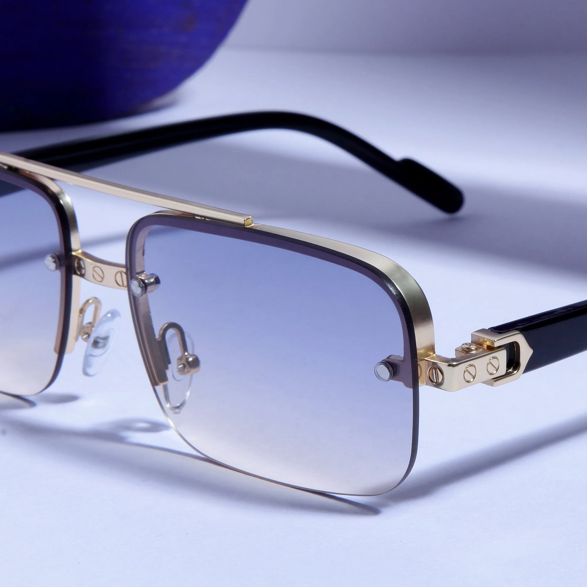 GG2317 Black Peach Gradient Rectangle Sunglasses - Image 2