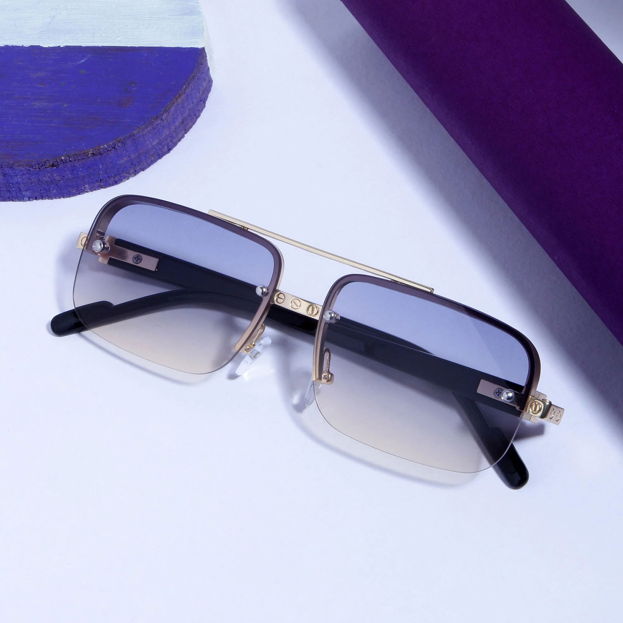 GG2317 Black Peach Gradient Rectangle Sunglasses - Image 4