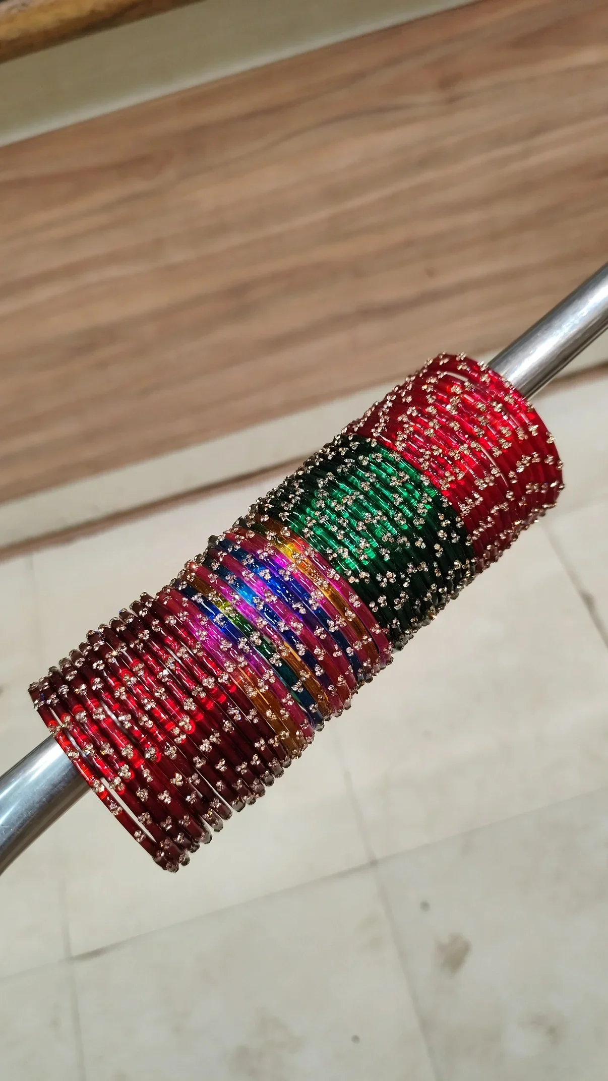 GLASS BANGLES - Image 8