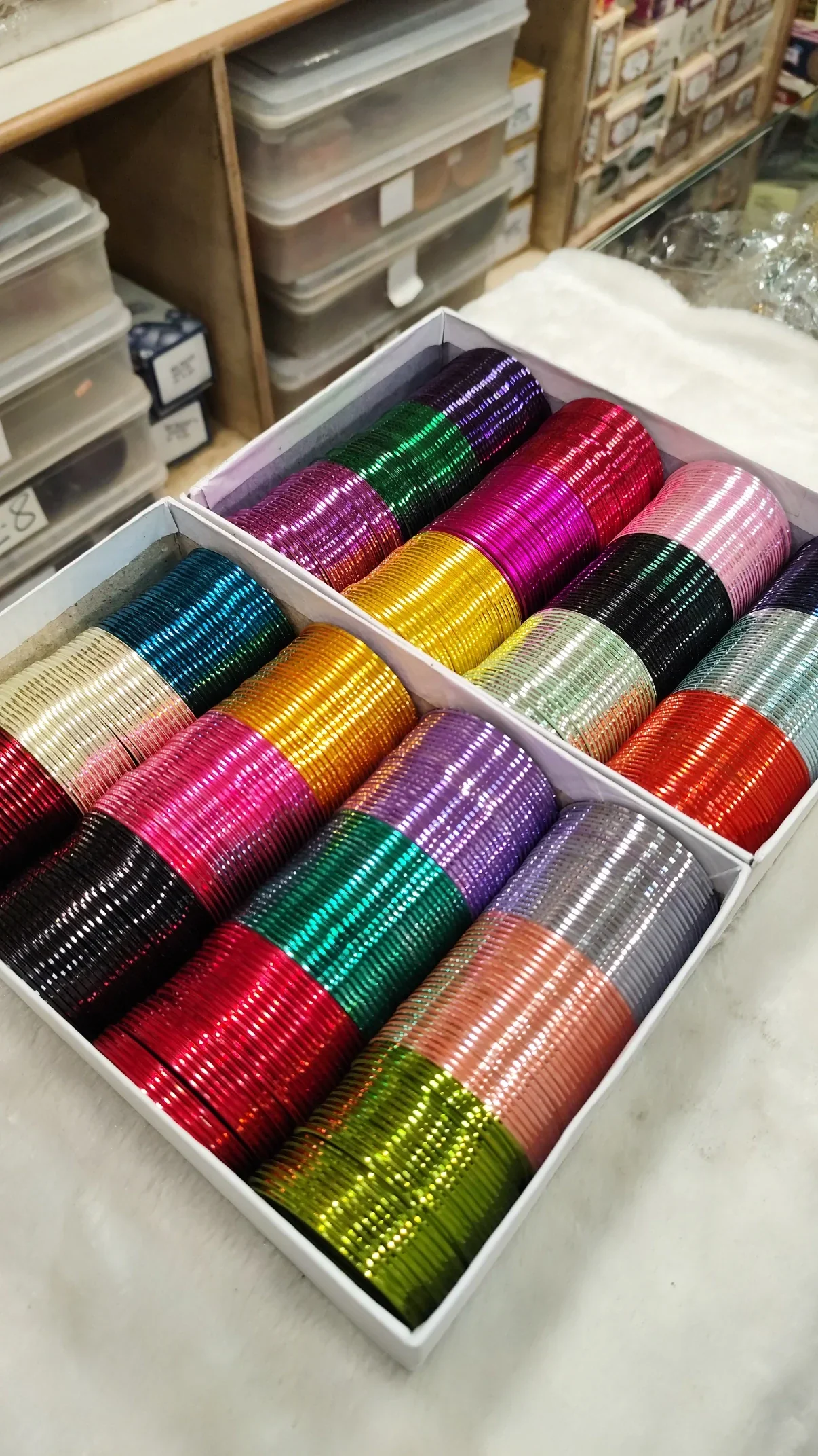 Glossy bangles 48 dozen - Image 4