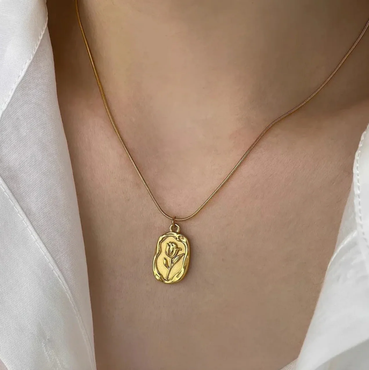 Gold Plated Anti Tarnish Rose Themed Pendant - Image 10