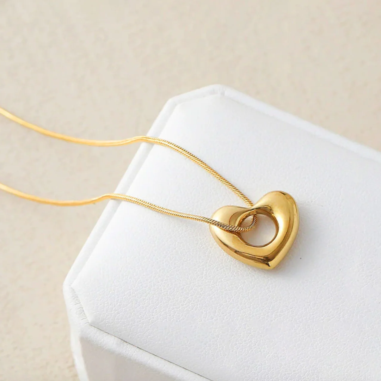 Gold Plated Anti Tarnish Stainless Steel Heart Themed Pendant - Image 5