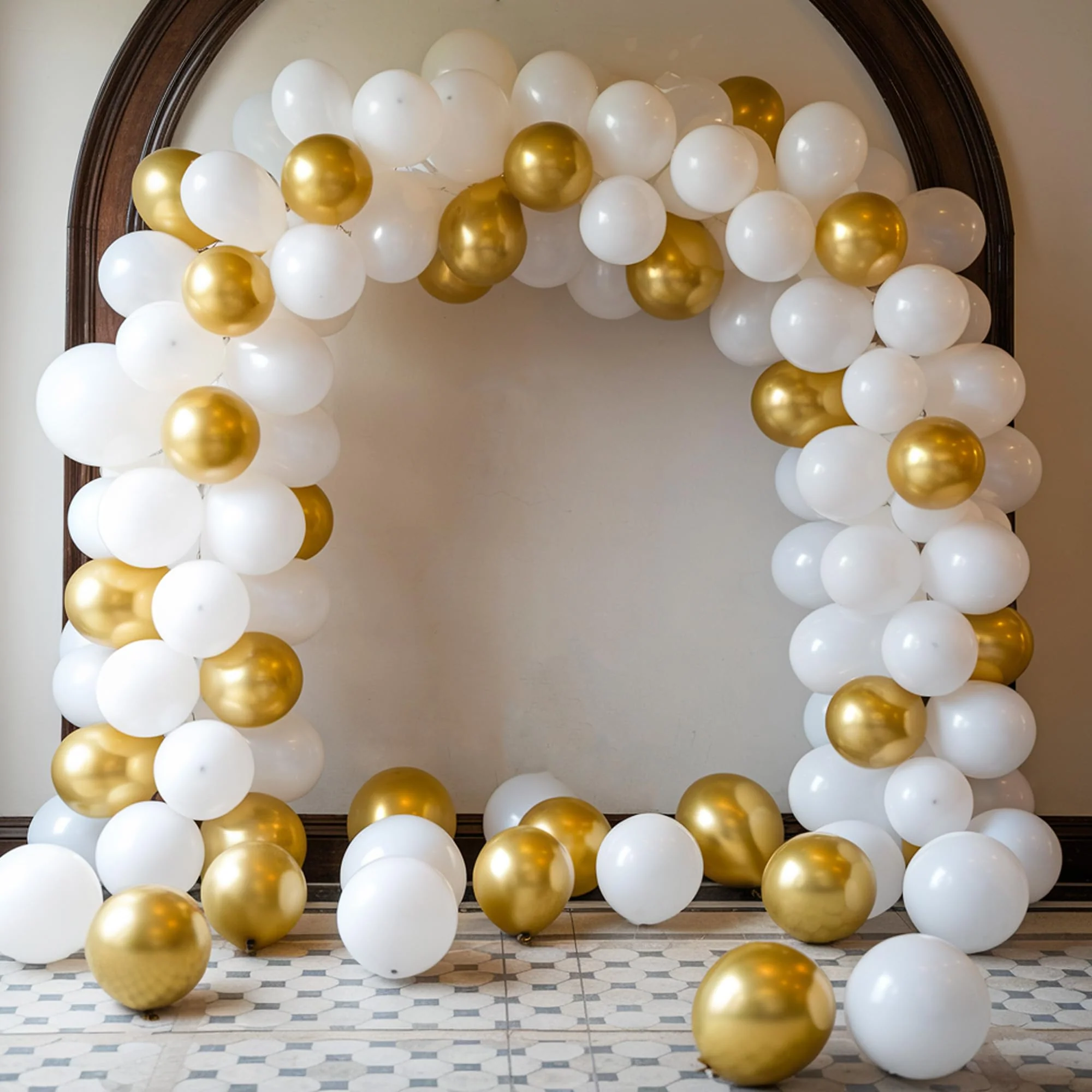 Gold & White Balloon combo - Image 5