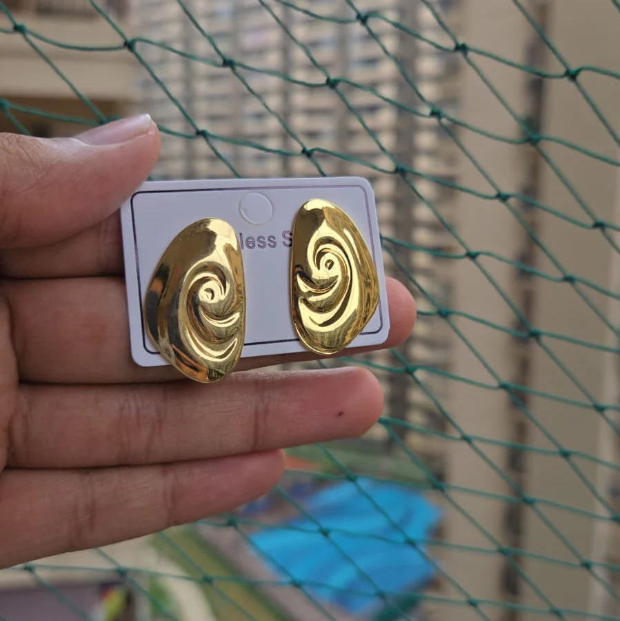Golden Swirl Studs - Image 4