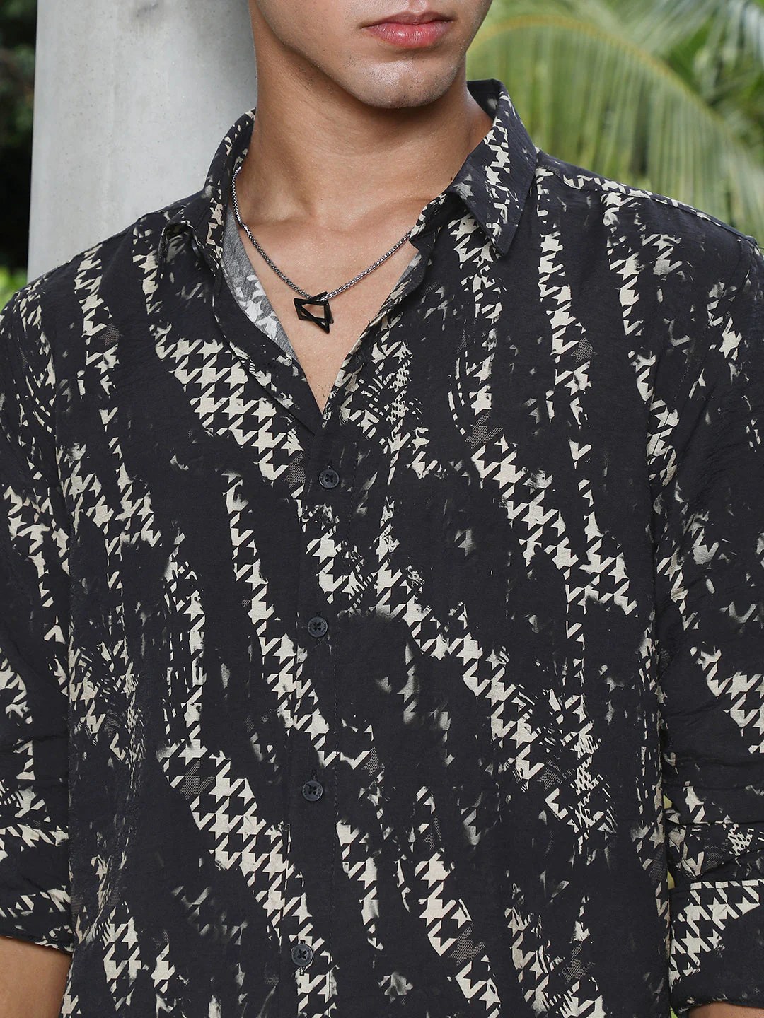 Grazed-Houndstooth Imprint Shirt - Image 7