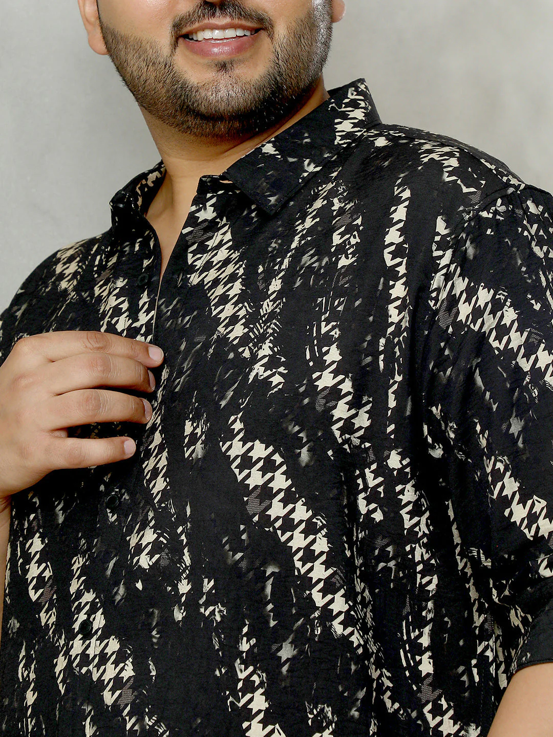 Grazed-Houndstooth Imprint Shirt - Image 7