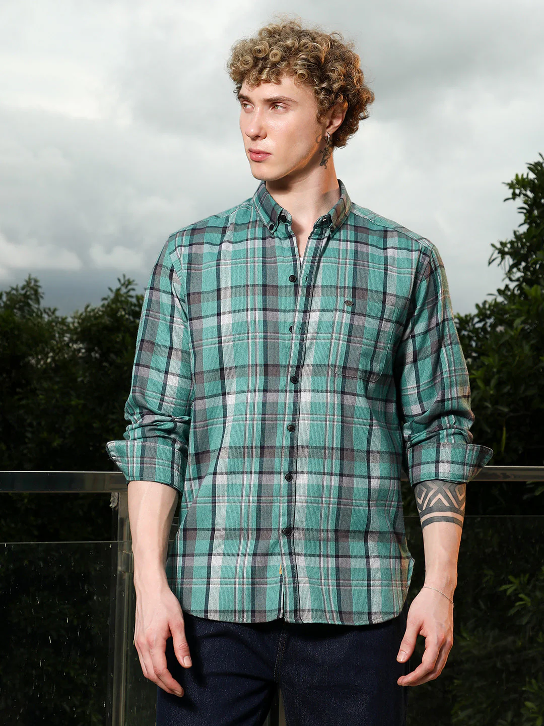 Green Plaid Tailored Fit Full Sleeve Shirt - Image 2