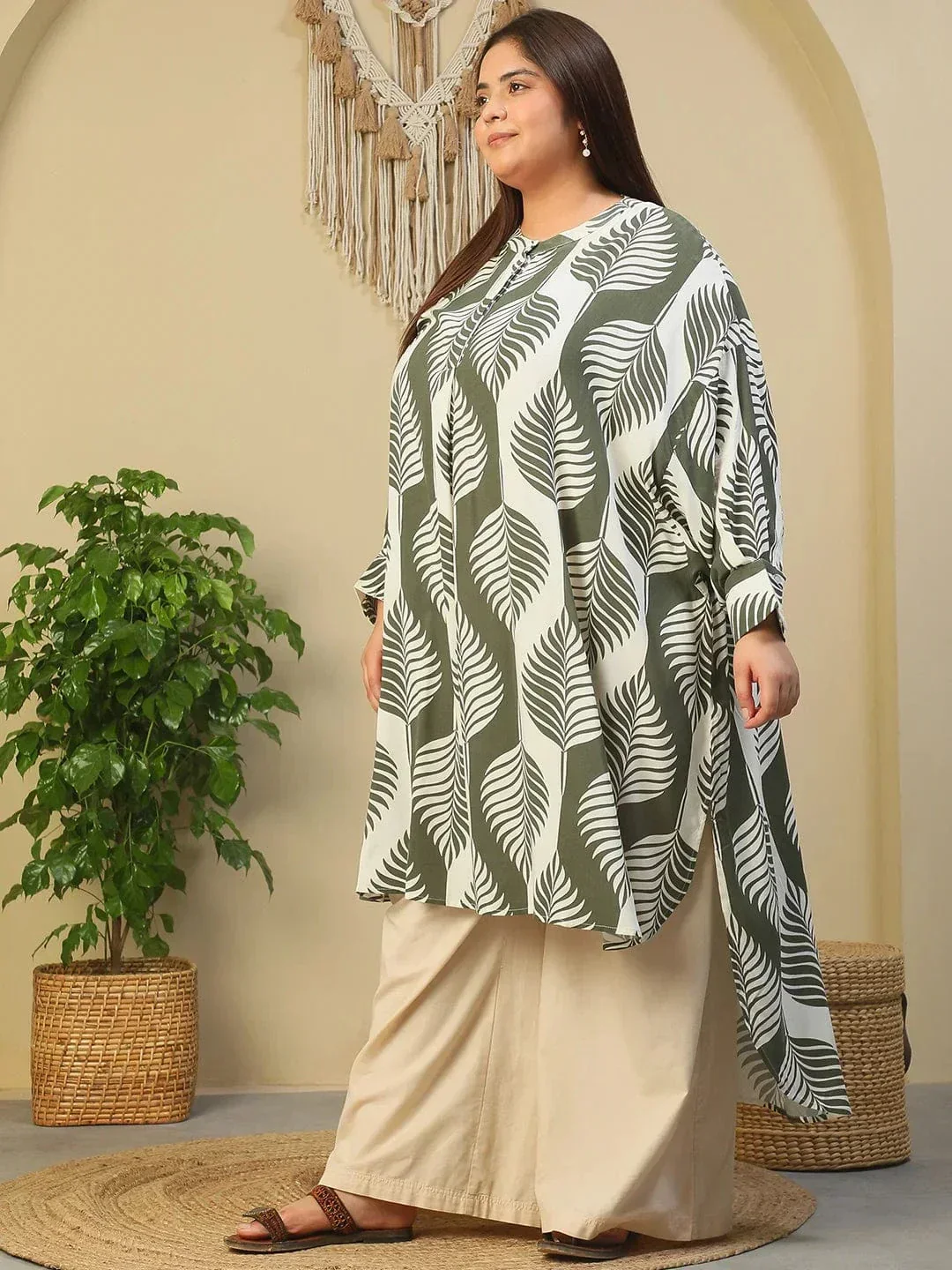 Green Round Neck With Button Placket Rayon Tropical Print Long Sleeve High Low Plus Size Women Tunic - Image 3