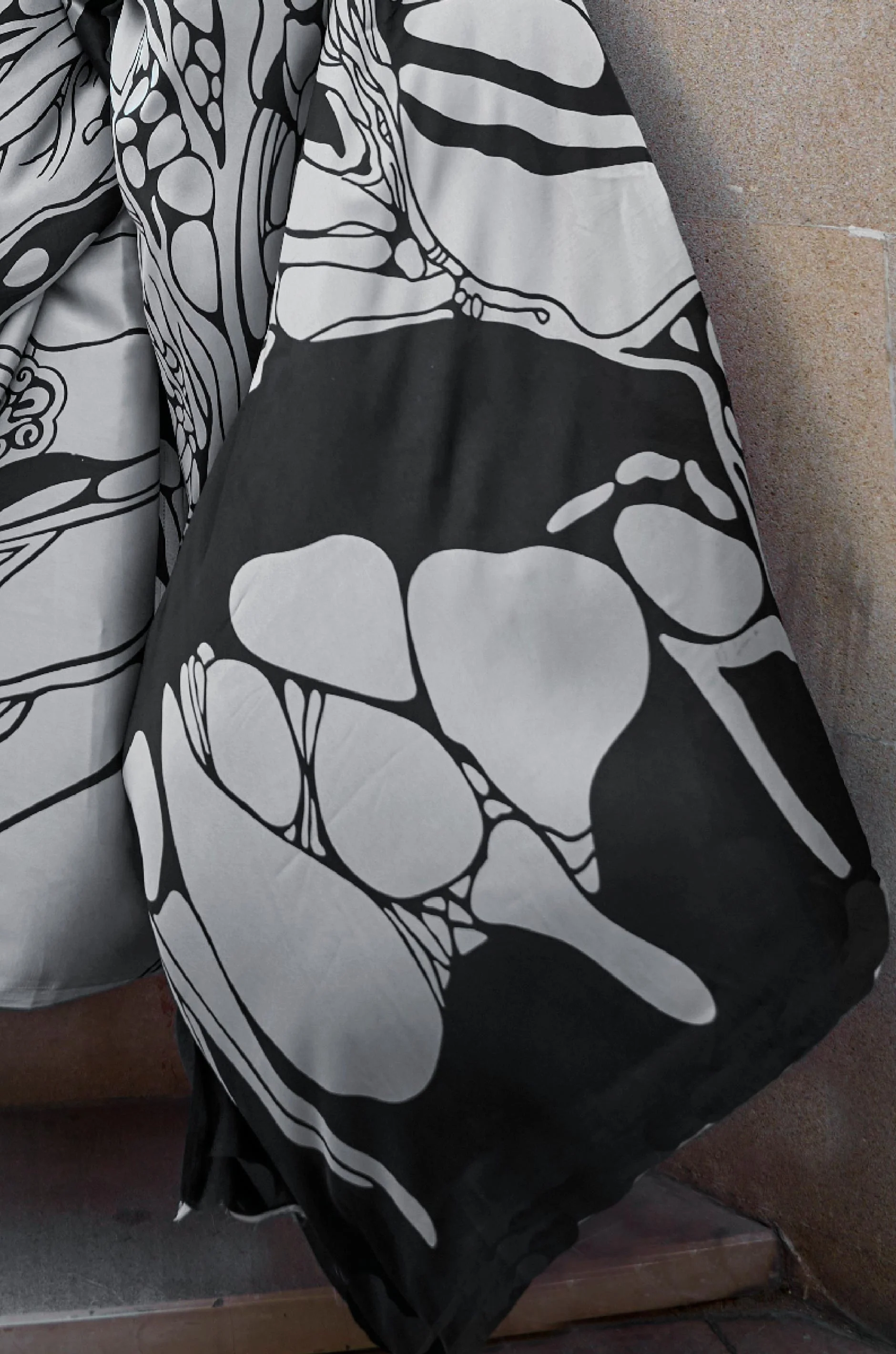 Grey And Black Digital Print Satin Crepe Saree - Image 2
