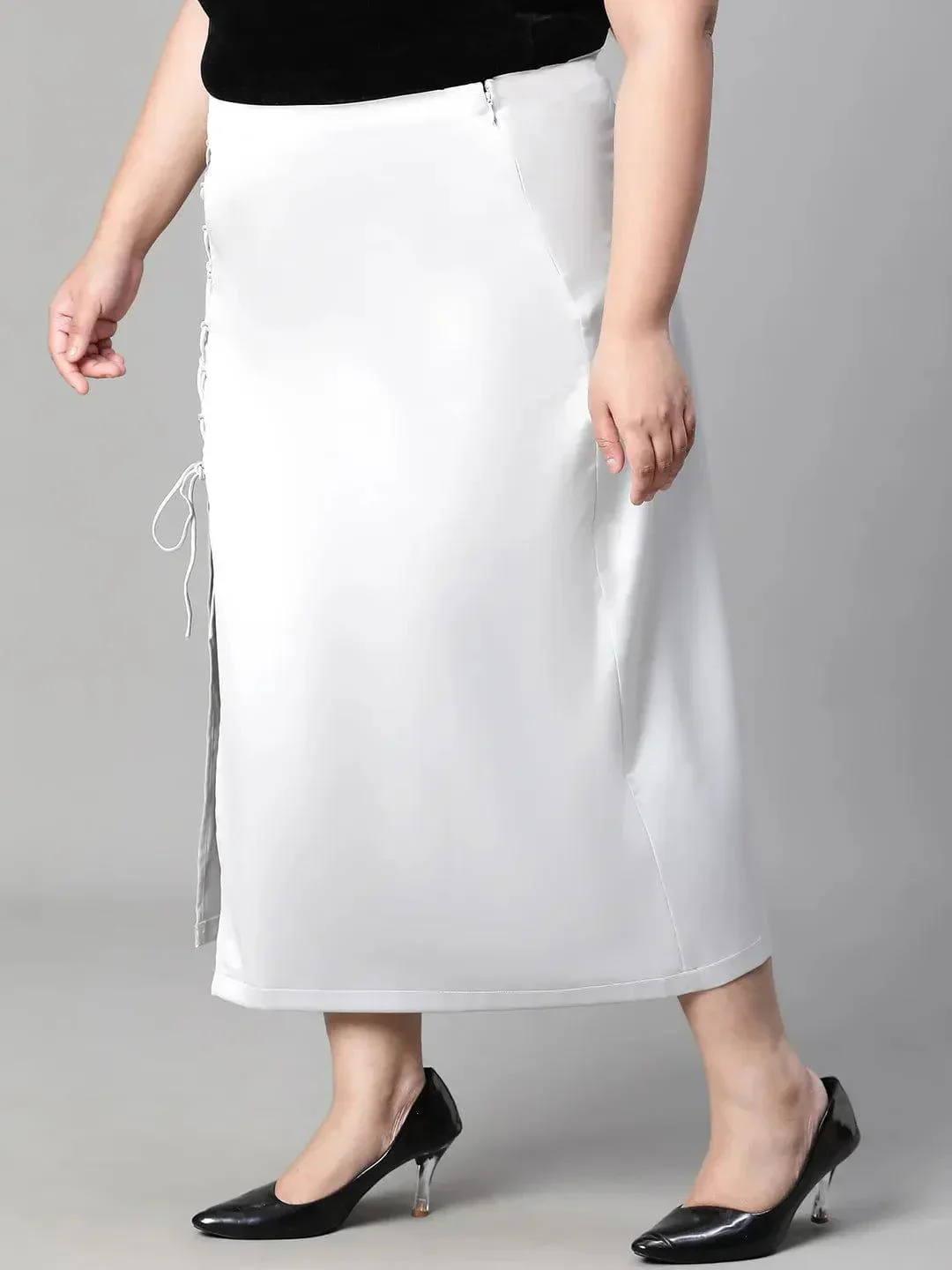 Grey Zig-Zag Detailed Slit Cut Satin Plus Size Skirt - Image 3
