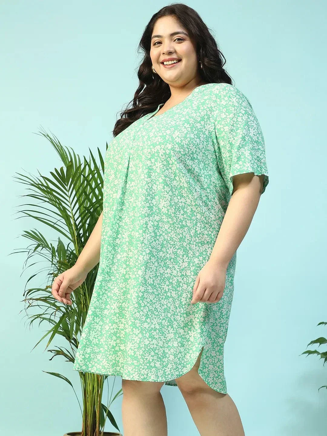 Heavenly Green Floral Print V- Neck Short Sleeve Plus Size Women Dress - Image 4
