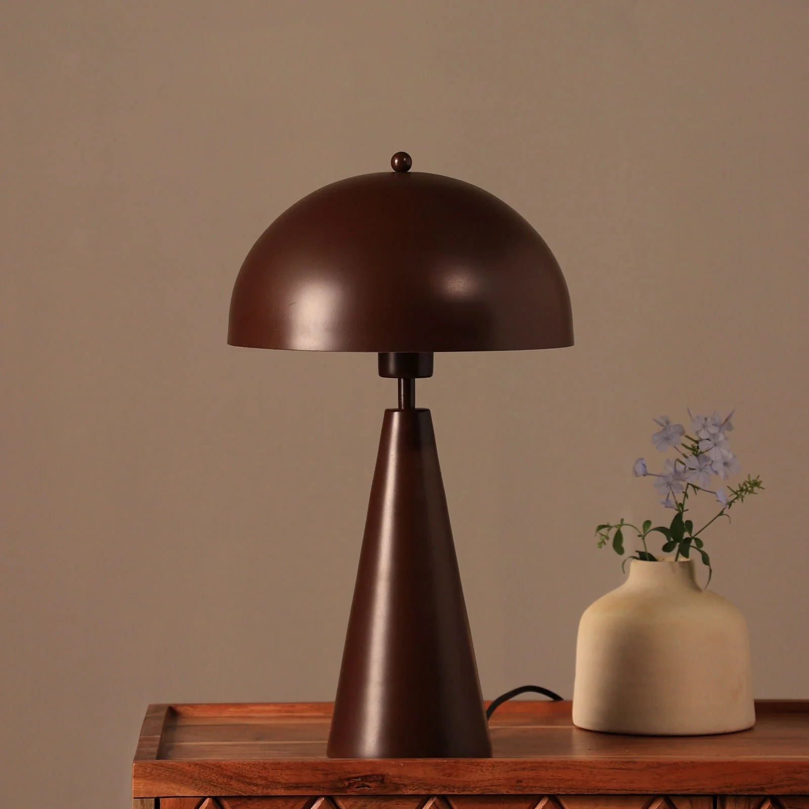 Hoa Sphere Table Lamp - Image 3
