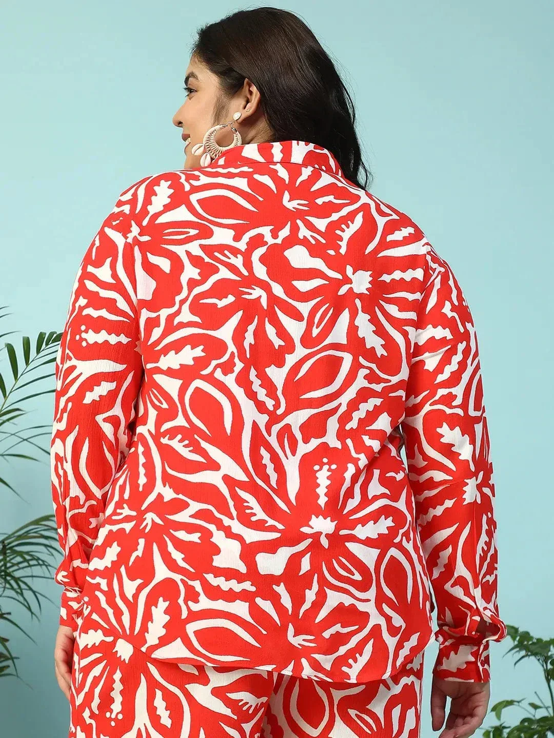 Hot Red Floral Print Collared Long Sleeve Button Down Plus Size Women Shirt - Image 5