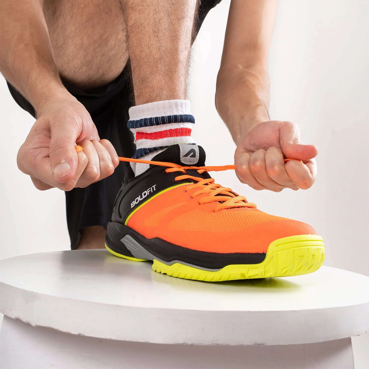 Inferno Mens Badminton Shoes - Orange-Black - Image 3