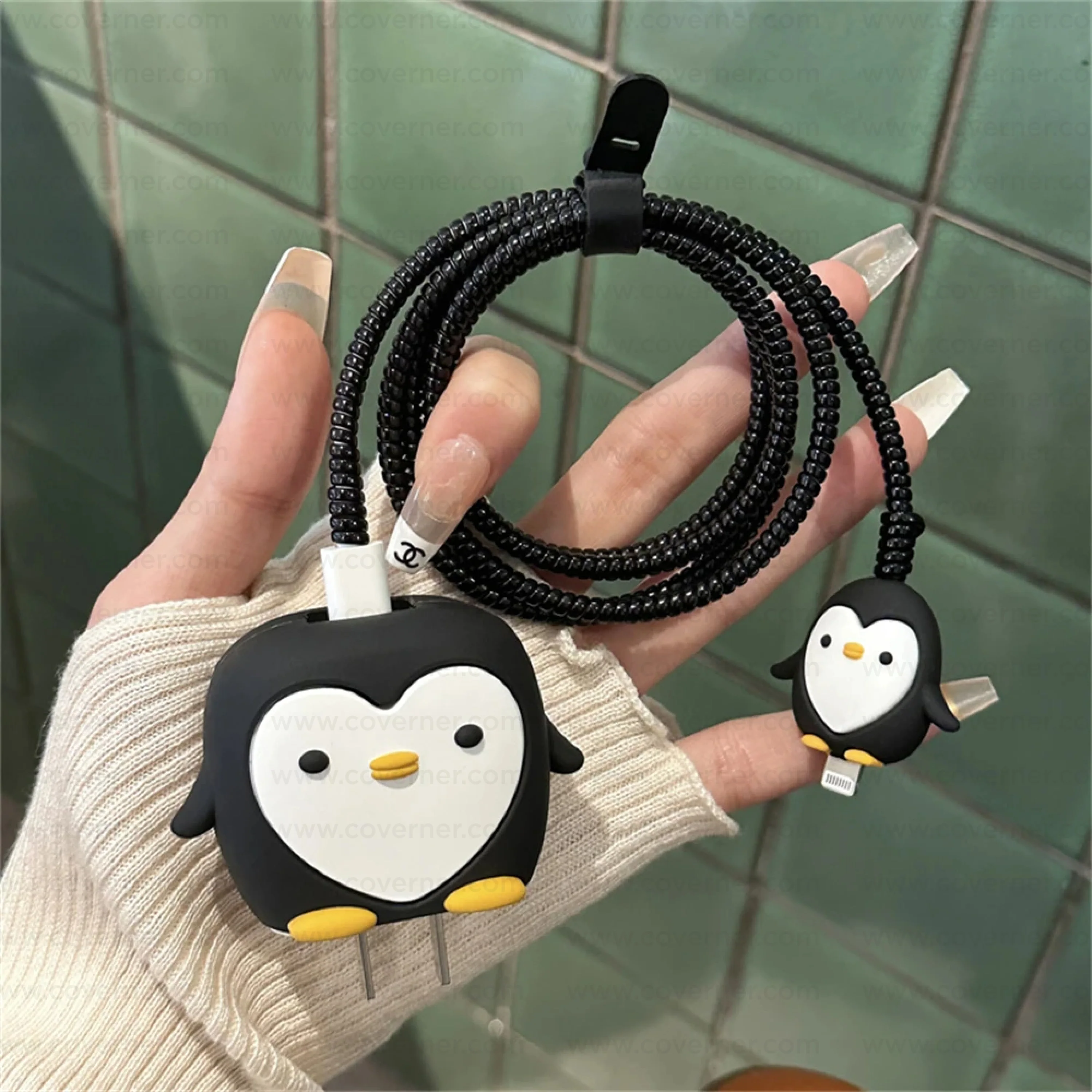 Iphone Charger Case Cover - Penguin - 4 Piece Set (With Wire Protector) - Image 10