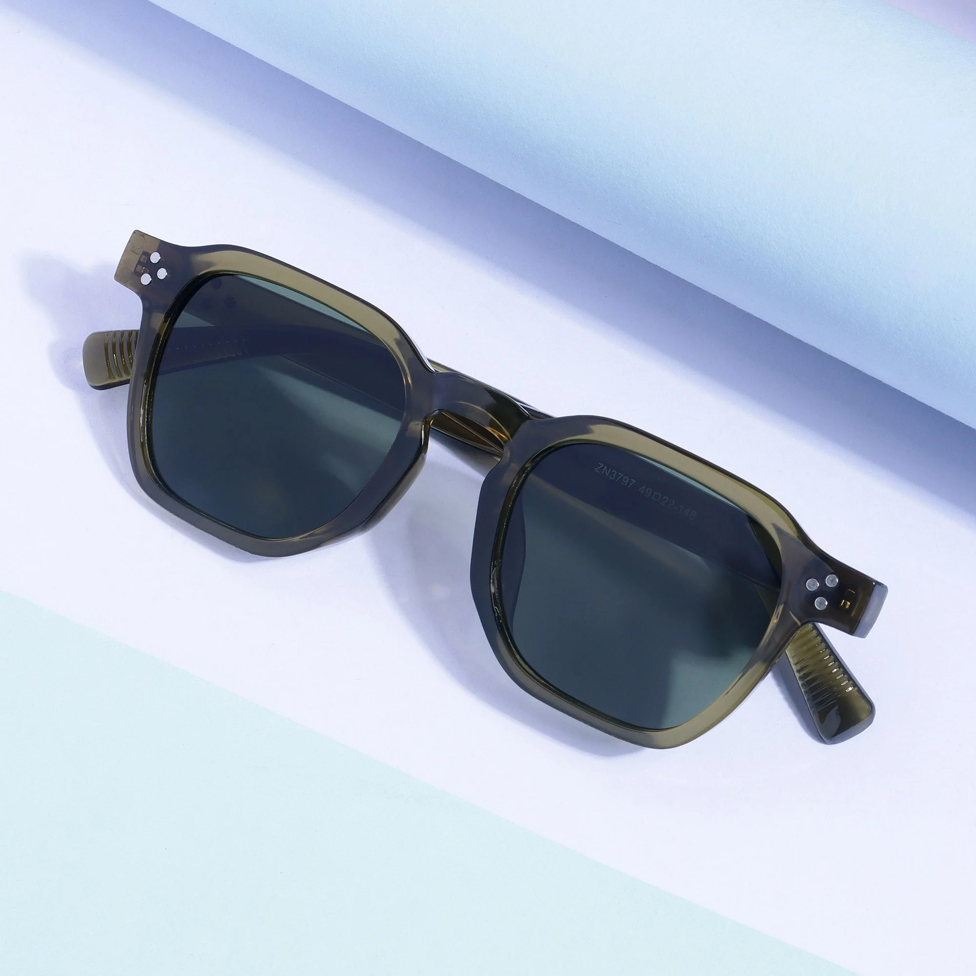 J-Bond Green Square Sunglasses - Image 3
