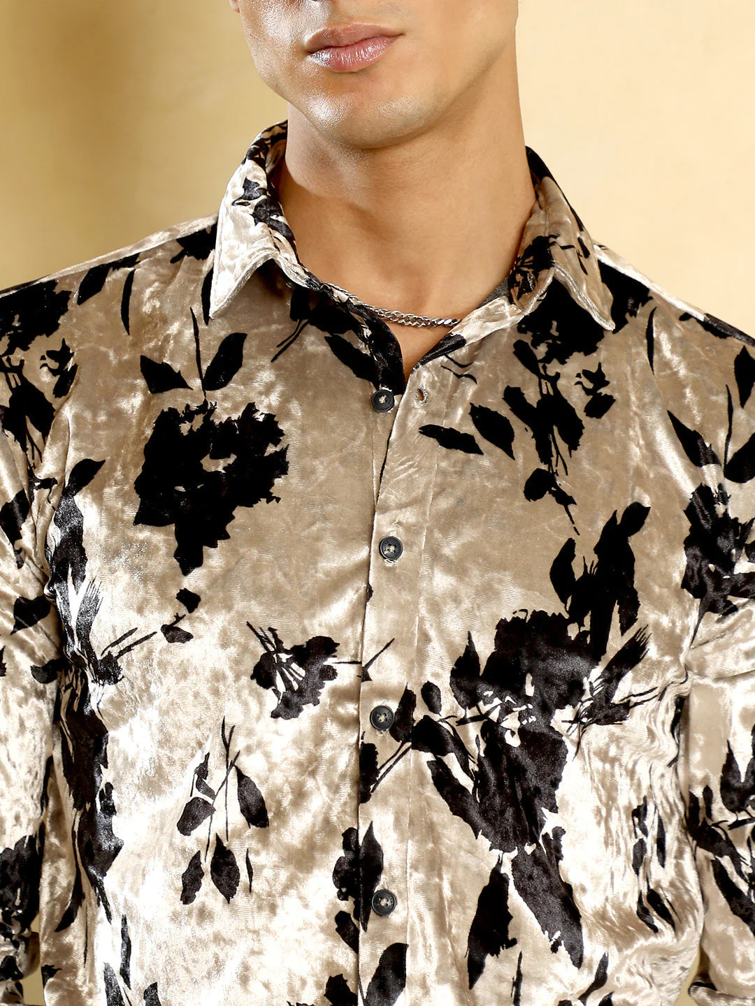 Known Contrast-Botanical Imprint Velvet Shirt - Image 7