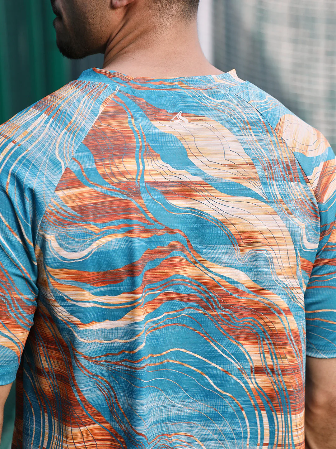 Known Lined-Dye Activewear T-Shirt - Image 8