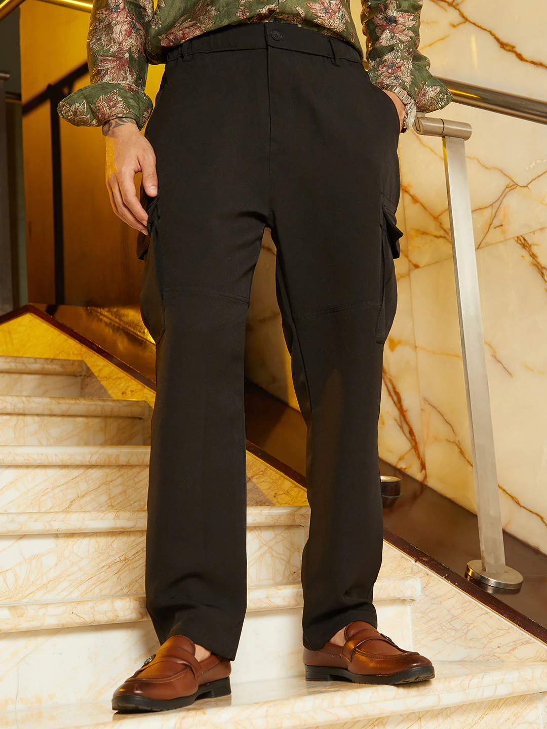 Known Straight-Fit Cargo Trousers - Image 2