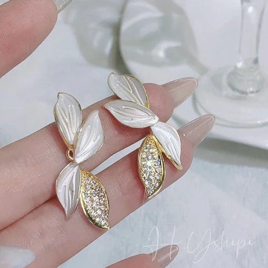 Korean Leaf Dangler Earring - Image 3