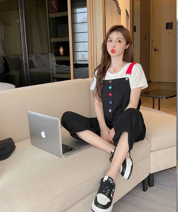Korean Style Bib Jumpsuit Set - Image 7