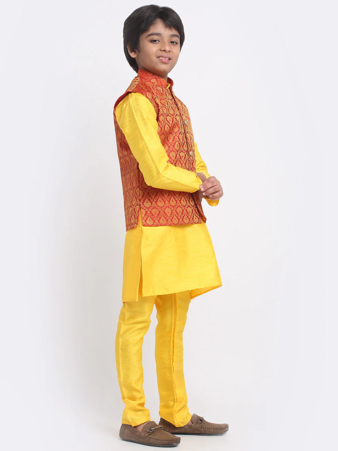 KRAFT INDIA Boys Yellow Silk Blend Kurta and Churidar with Jacquard Red Nehru jacket - Image 2