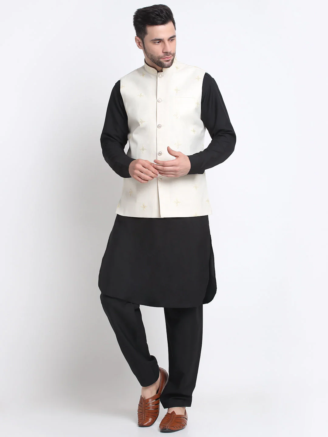 KRAFT INDIA Men Cotton Black Pathani Kurta & Salwar With Embroided Sequenced Nehru Jacket - Image 141