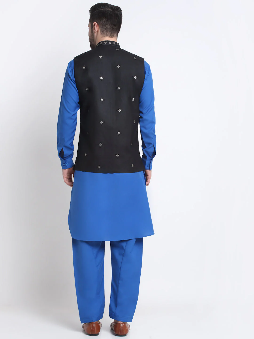 KRAFT INDIA Men Cotton Blue Pathani Kurta & Salwar With Embroided Sequenced Nehru Jacket - Image 28