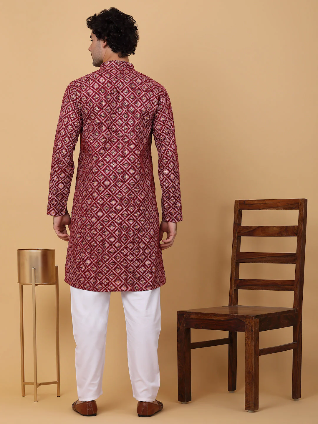 KRAFT INDIA Men Cotton Floral Gold Print Ethnic motif Knee Length Kurta With White Elastic Waistband Pyjama Set - Image 12