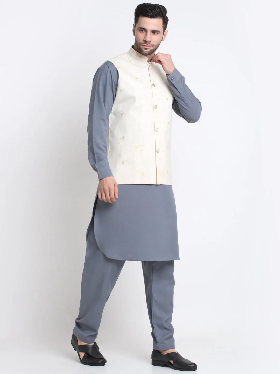 KRAFT INDIA Men Cotton Grey Pathani Kurta & Salwar With Embroided Sequenced Nehru Jacket - Image 239