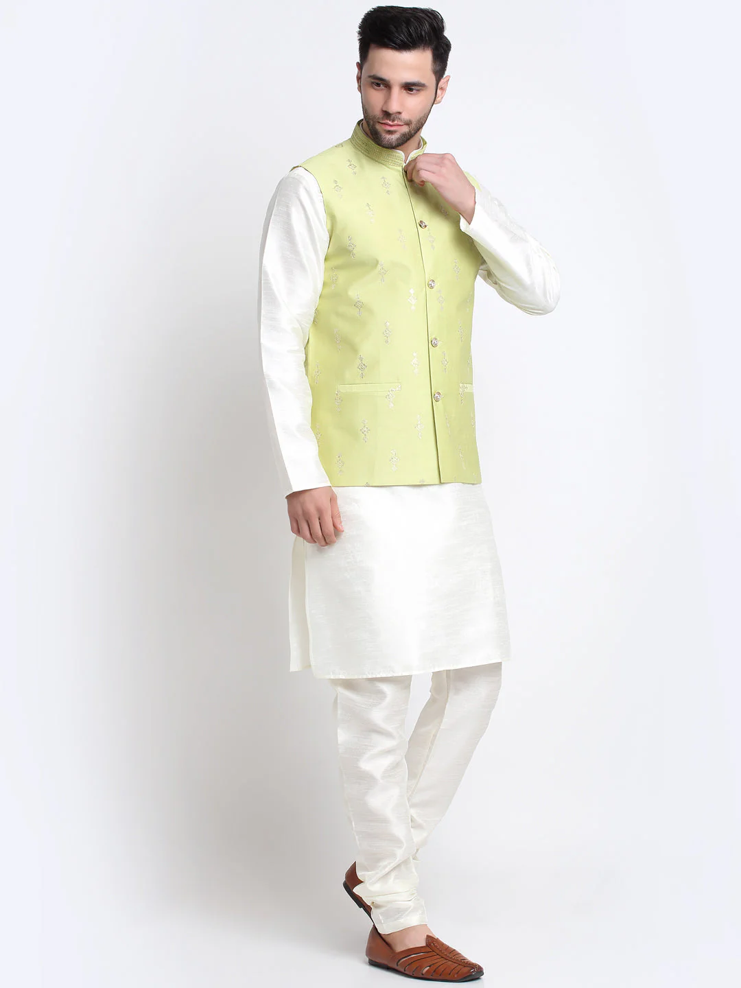 KRAFT INDIA Men Cream Silk Kurta & Churidar With Sequenced Nehru Jacket - Image 110