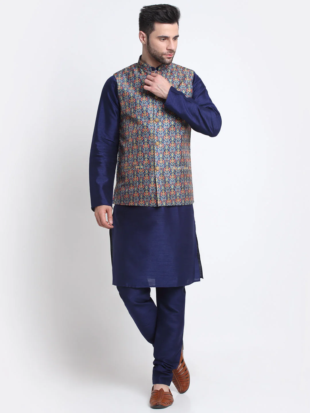 KRAFT INDIA Men Navy Blue Silk Kurta Churidar With Blue Printed Nehru Jacket