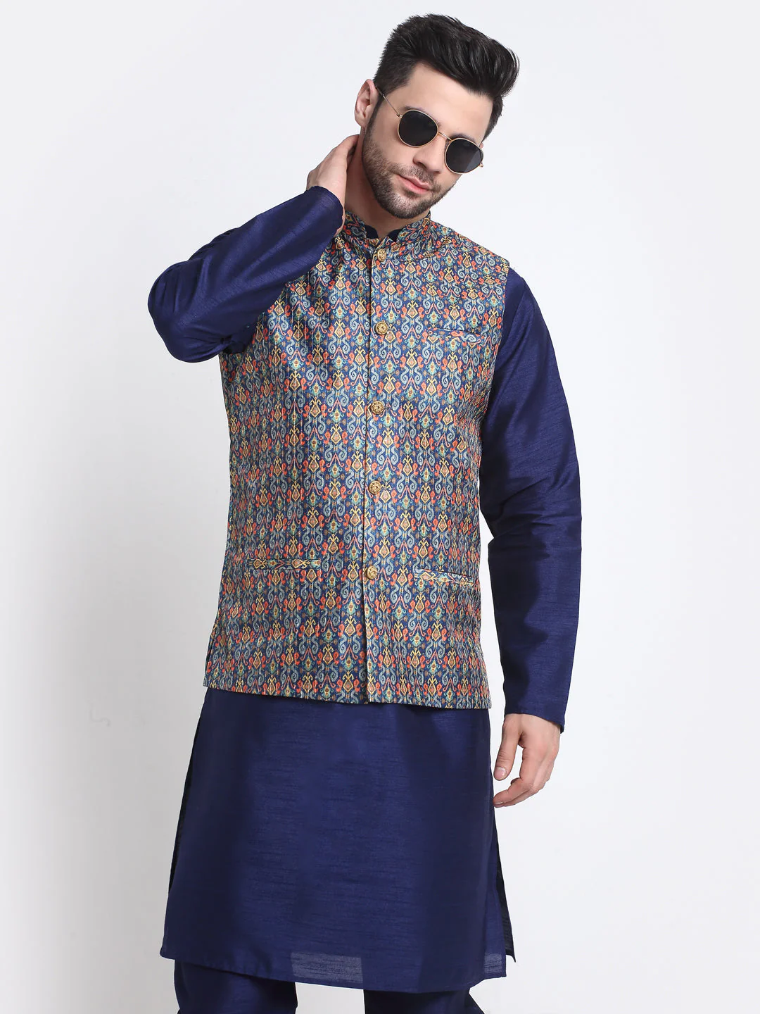 KRAFT INDIA Men Navy Blue Silk Kurta Churidar With Blue Printed Nehru Jacket - Image 4