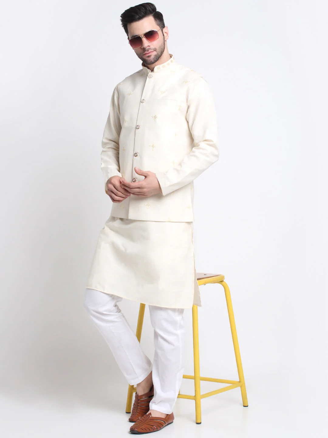 KRAFT INDIA Men's Cotton Blend Solid Kurta and White Elastic Waistband Pyjama With Cotton Embroided Sequenced Nehru Jacket - Image 105