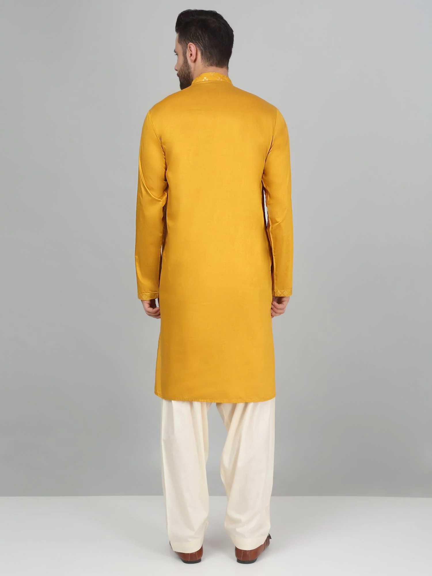 KRAFT INDIA Men's Cotton Silk Sequenced Embroided Kurta Only - Image 17